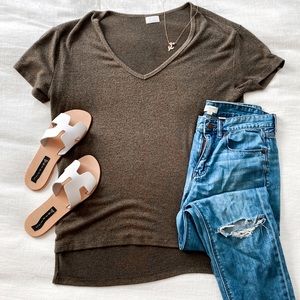 Short-sleeved top
